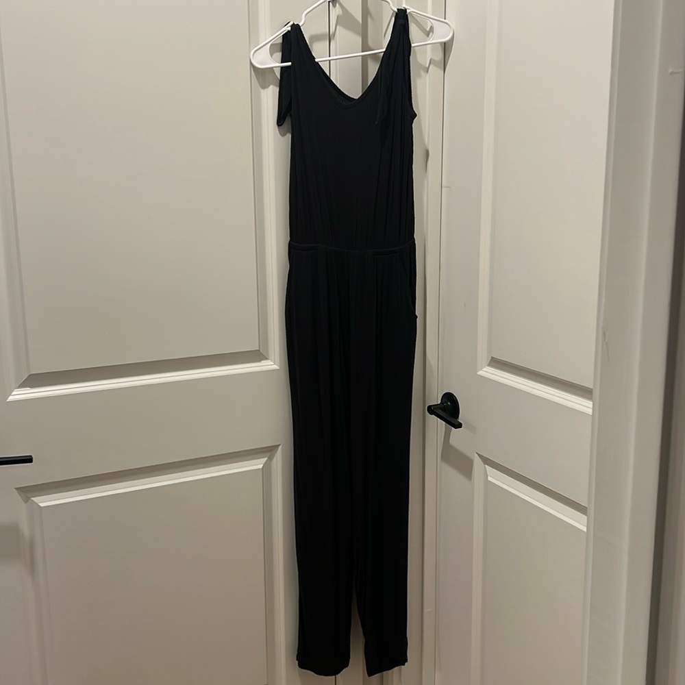 RIBBED TIE STRAP BLACK JUMPER